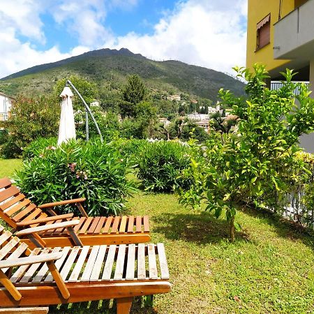 Mario Apartment With Garden Levanto Exteriör bild