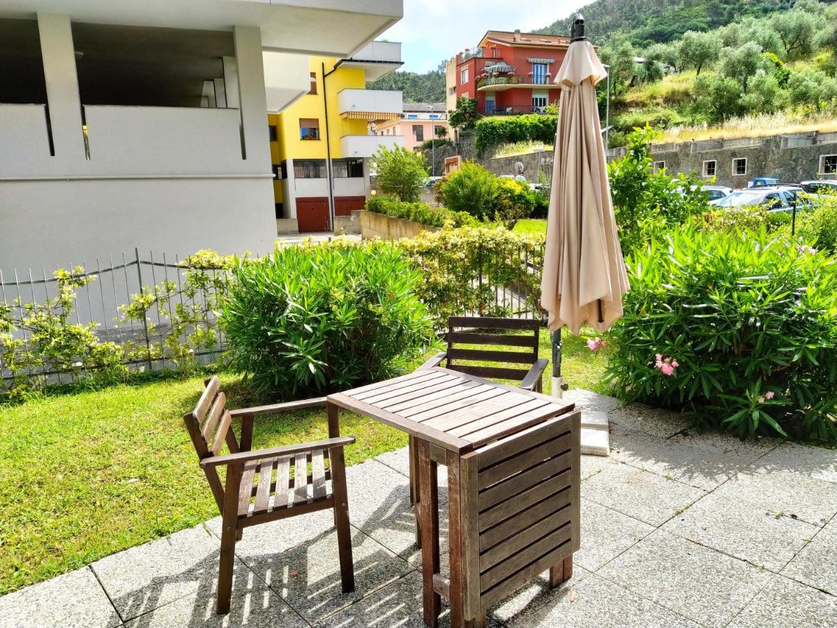 Mario Apartment With Garden Levanto Exteriör bild